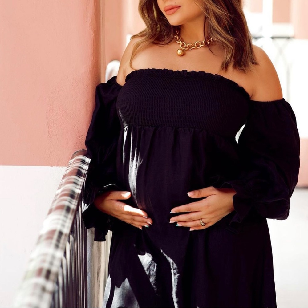 Long off the shoulder linen wash black dress. Beautiful in good condition.